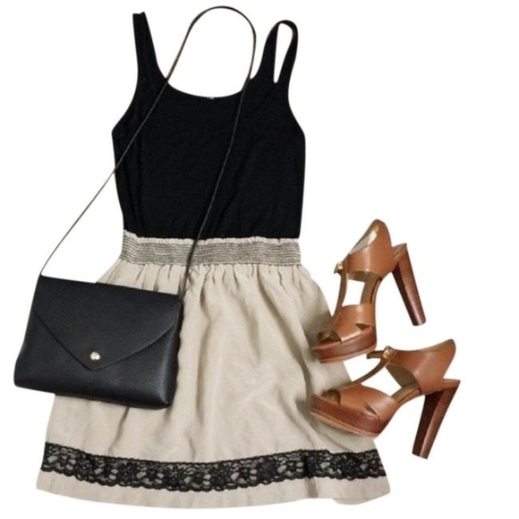 Vintage Dresses & Skirts - Vintage Black & Cream Lace Trim Cami Sundress